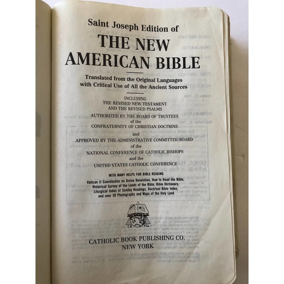 The Holy Bible New American White Saint Joseph Edition Bible - Picture 3 of 7